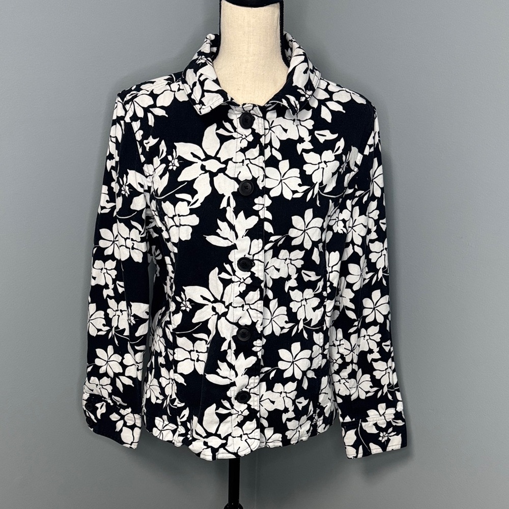 Croft & Barrow Women’s Black/White Floral Jacket Sz L
